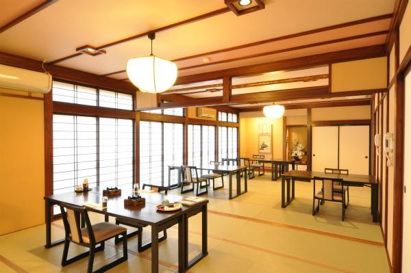 ホテル 越後田中温泉 しなの荘 津南町 エクステリア 写真