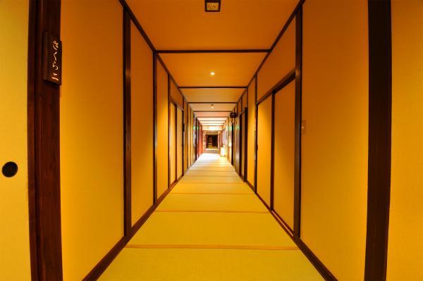 ホテル 越後田中温泉 しなの荘 津南町 エクステリア 写真